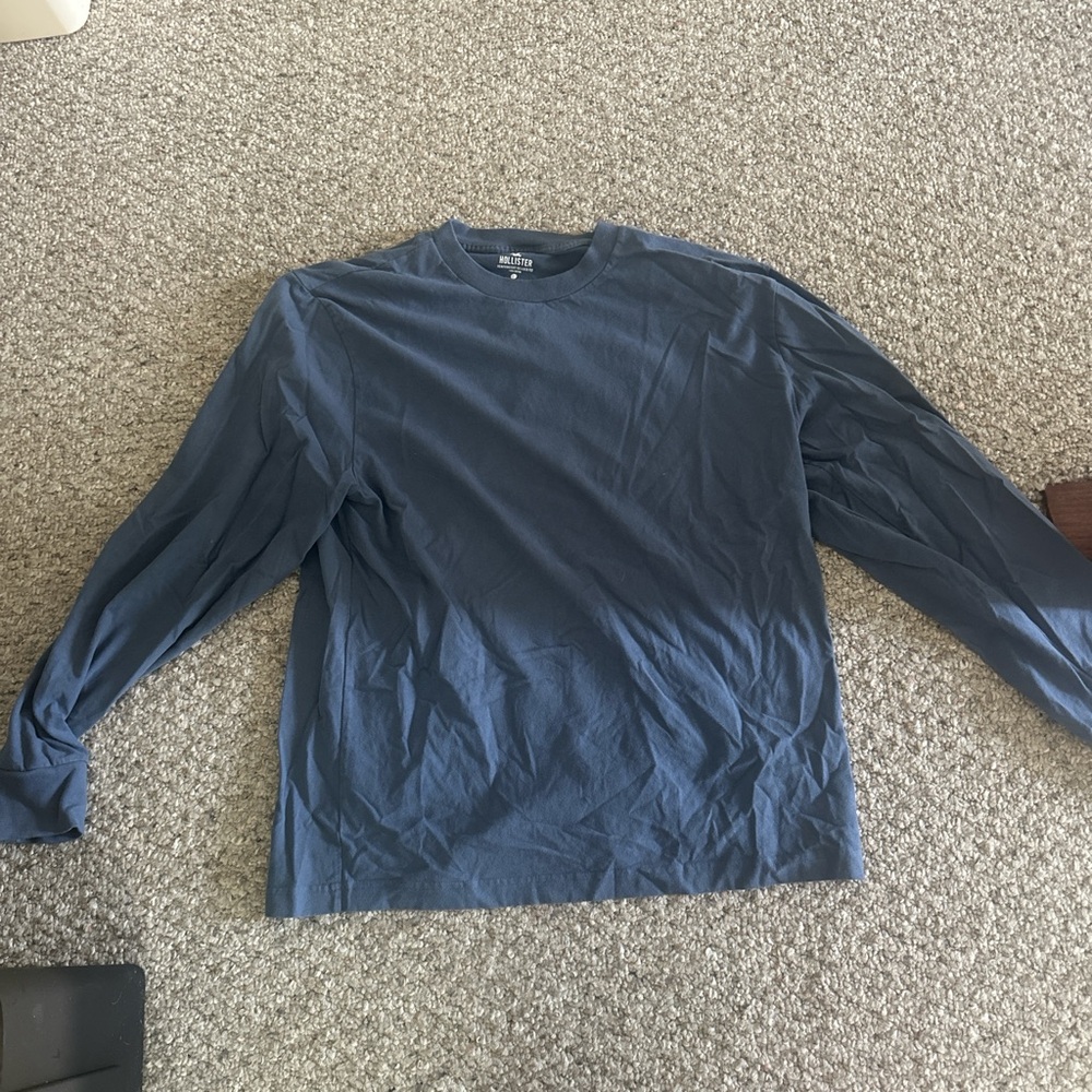Hollister Classic Navy Long Sleeve Tee